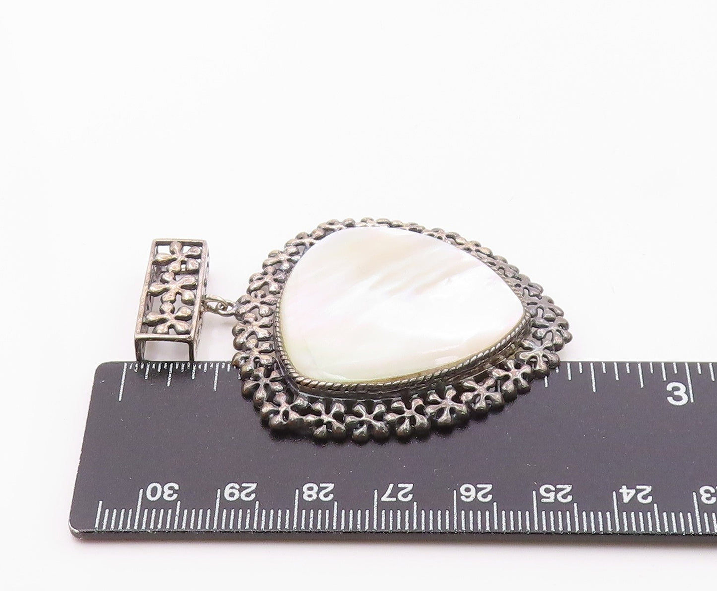 925 Sterling Silver  Vintage Mother Of Pearl Floral Border Pendant  PT7831