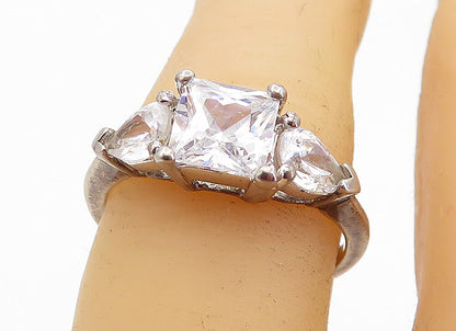 925 Sterling Silver  Vintage Cubic Zirconia 3 Stone Band Ring Sz 6  RG6748
