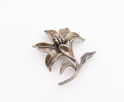 925 Sterling Silver  Vintage Dark Tone Single Flower Motif Brooch Pin  BP9288