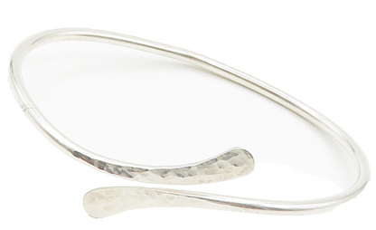 925 Sterling Silver  Shiny Hammered Flat Ends Bypass Cuff Bracelet  BT6161