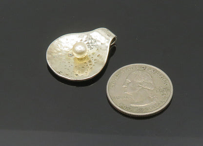 925 Sterling Silver  Vintage Freshwater Pearl Shiny Hammered Pendant  PT16353