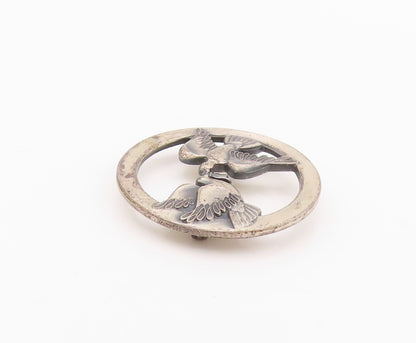 925 Sterling Silver Vintage Brooch Dark Tone Love Birds Sharing Food  BP11586