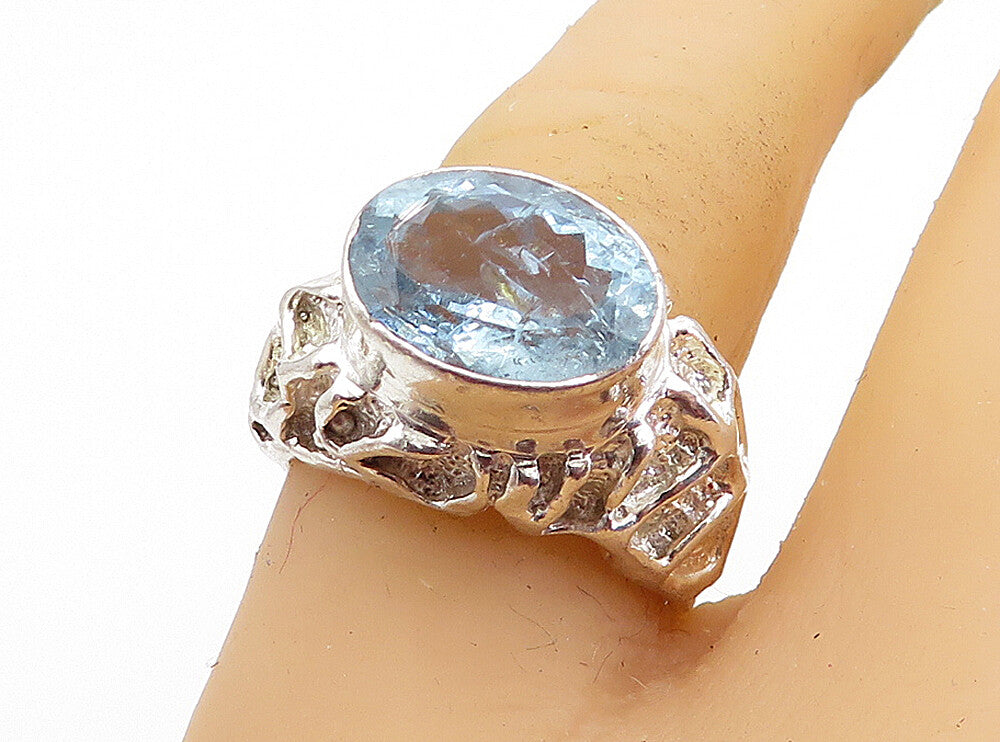 925 Sterling Silver  Blue Topaz Sculpted Band Cocktail Ring Sz 7.5  RG4536