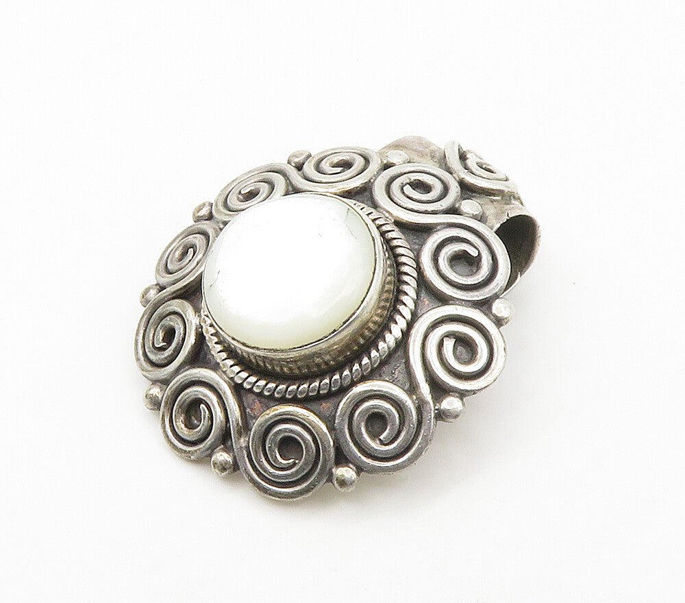 925 Sterling Silver  Vintage Mother Of Pearl Floral Swirl Pendant  PT12145
