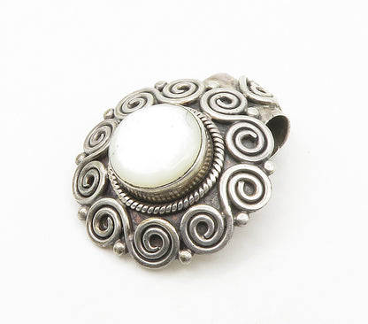 925 Sterling Silver  Vintage Mother Of Pearl Floral Swirl Pendant  PT12145