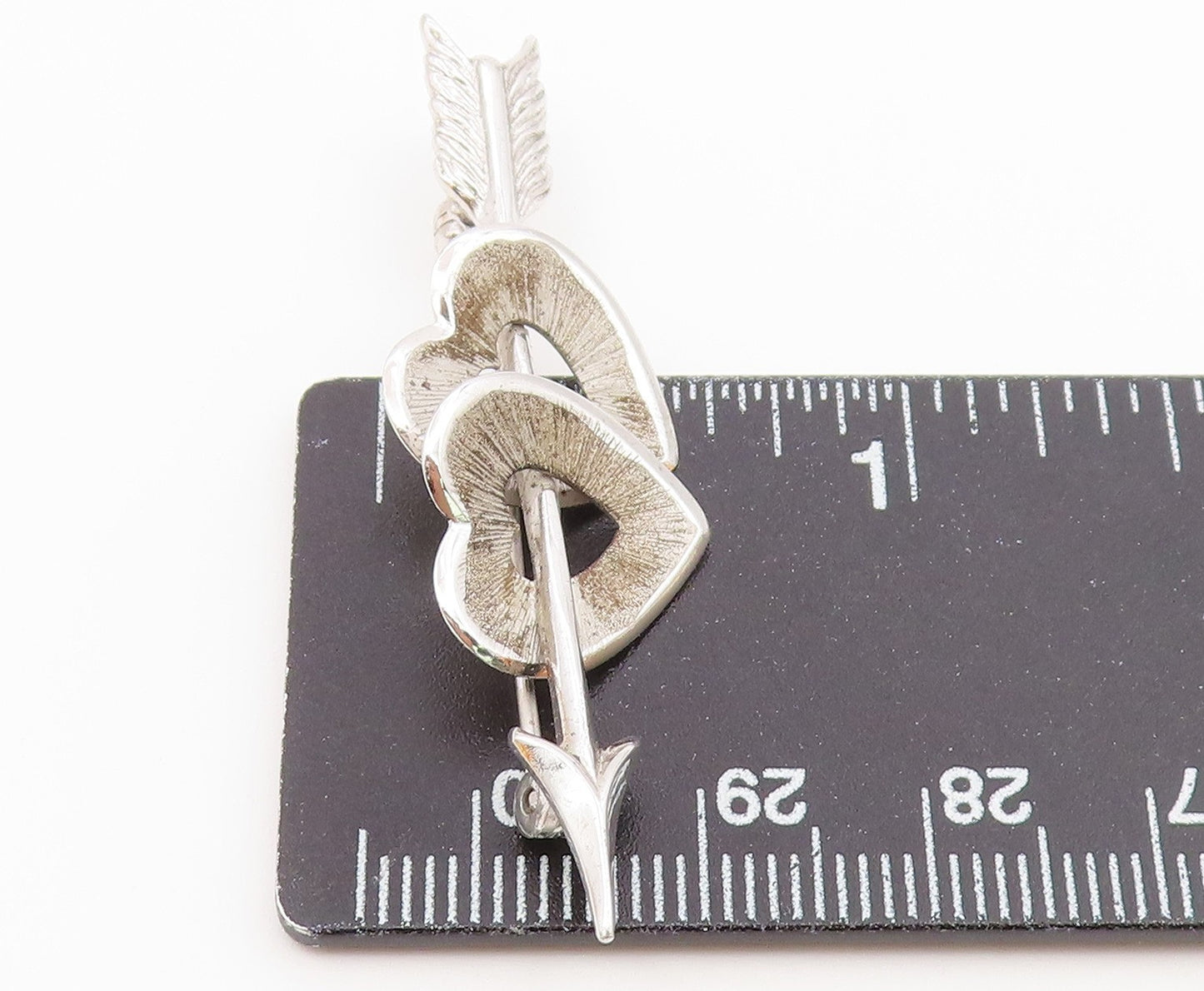 BEAU 925 Silver  Vintage Cupid Arrow Through Love Hearts Brooch Pin  BP9733