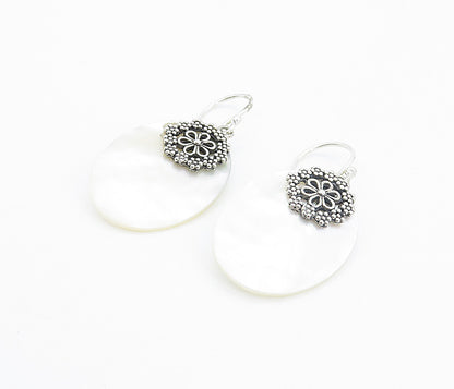 925 Sterling Silver  Mother Of Pearl Floral Detail Oval Dangle Earrings EG3313