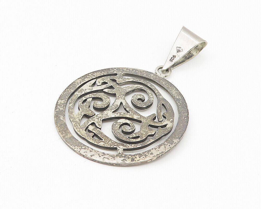 SILPADA 925 Sterling Silver  Vintage Celtic Triskelion Knot Pendant  PT9214