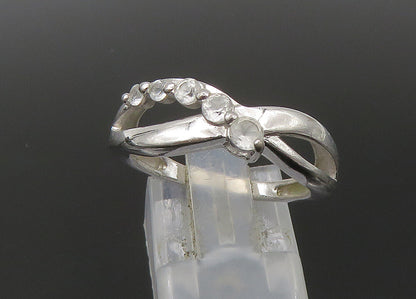 925 Sterling Silver  Vintage Graduated Topaz Shiny Band Ring Sz 8  RG22437