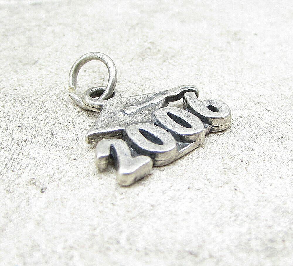925 Sterling Silver 2006 Graduation Charm Pendant PT1030