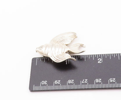 925 Sterling Silver Vintage Brooch Domed Carved Tropical Fish Design  BP11642