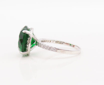 925 Sterling Silver Vintage Ring Minimalist Round Green Halo CZ  Sz 7.5 RG29517