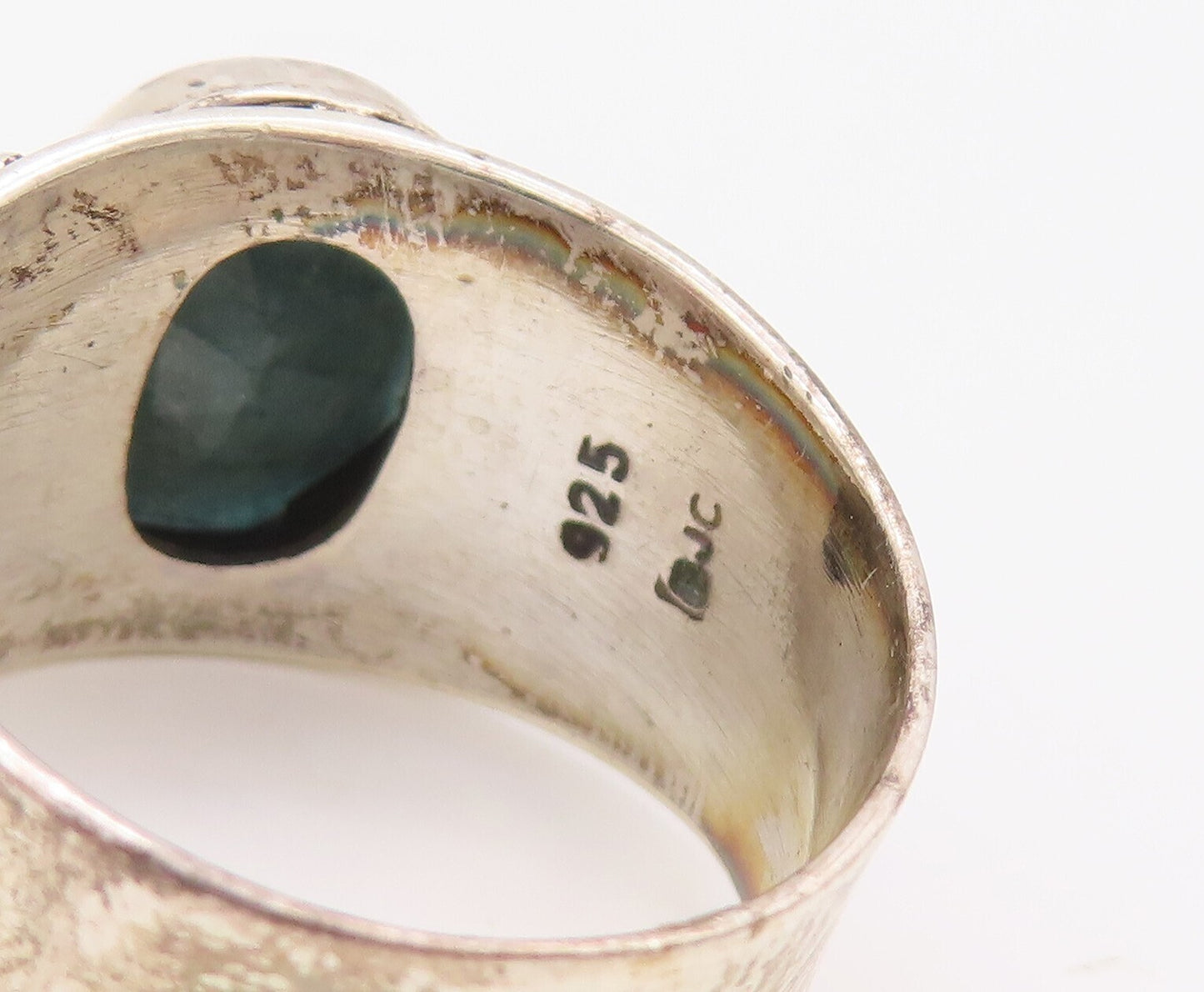 925 Sterling Silver Vintage Ring Carved Heart Design Gemstone  Sz 9.5  RG30764
