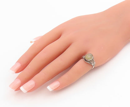 925 Sterling Silver Vintage Ring Oval Quartz With Spiral Accent  Sz 5.5  RG34782