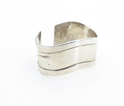 925 Sterling Silver  Vintage Shiny Wavy Raised Edge Cuff Bracelet  BT2564