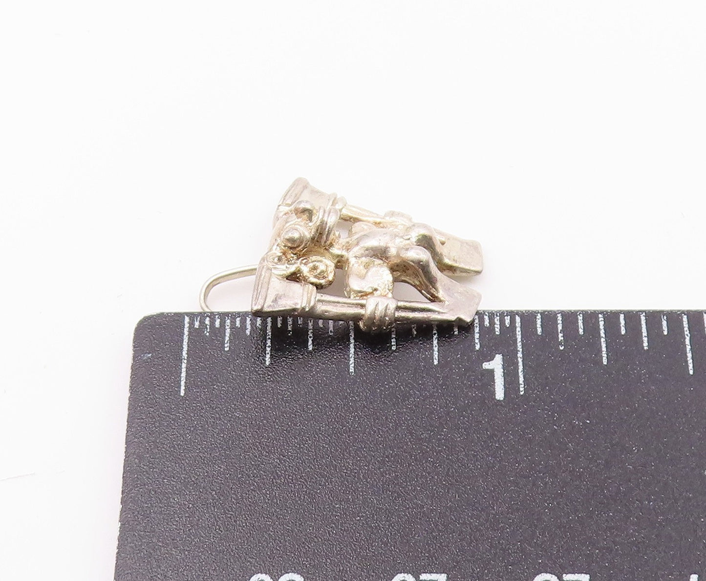 925 Sterling Silver  Vintage Shiny W Initial Creature Pendant  PT18941