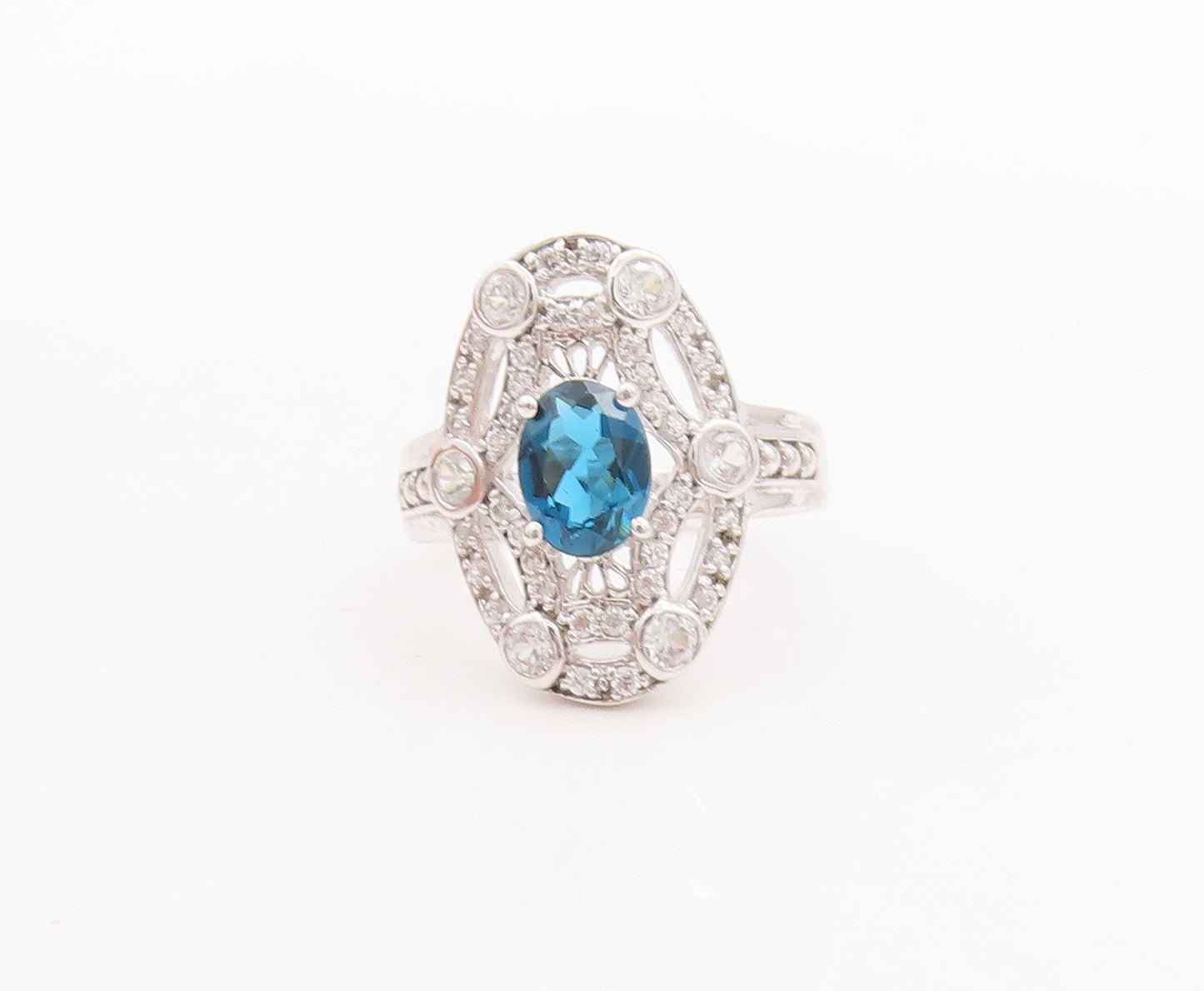 925 Sterling Silver Vintage Ring Oval Design Cut 2 Tone Topaz  Sz 7  RG29399
