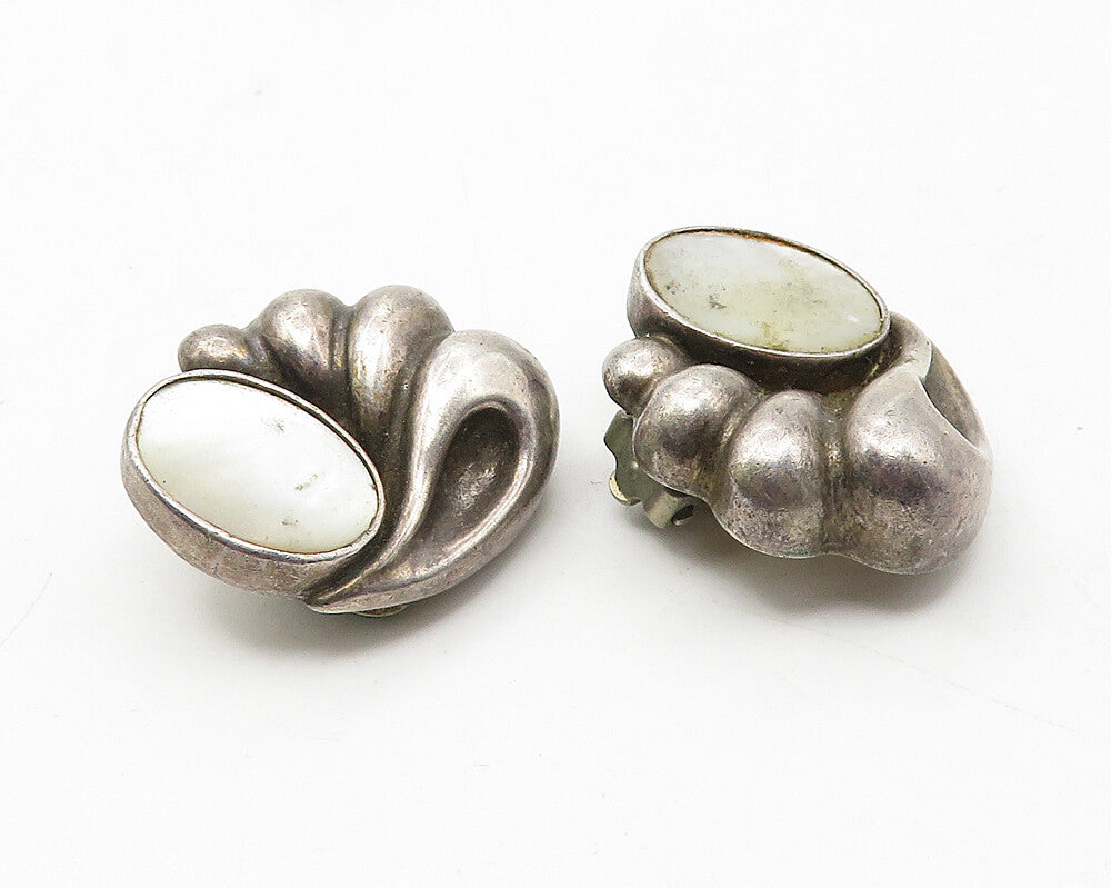 TURE 925 Sterling Silver  Vintage Mother Of Pearl Non Pierce Earrings  EG5902