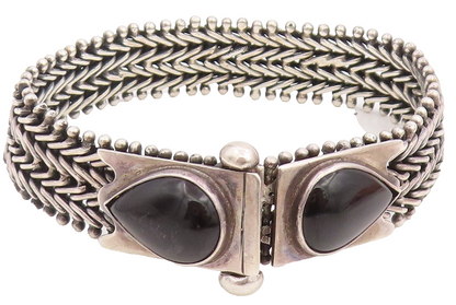 925 Sterling Silver Vintage Bracelet Pear Cut Onyx Intricate Woven Link  BT11847