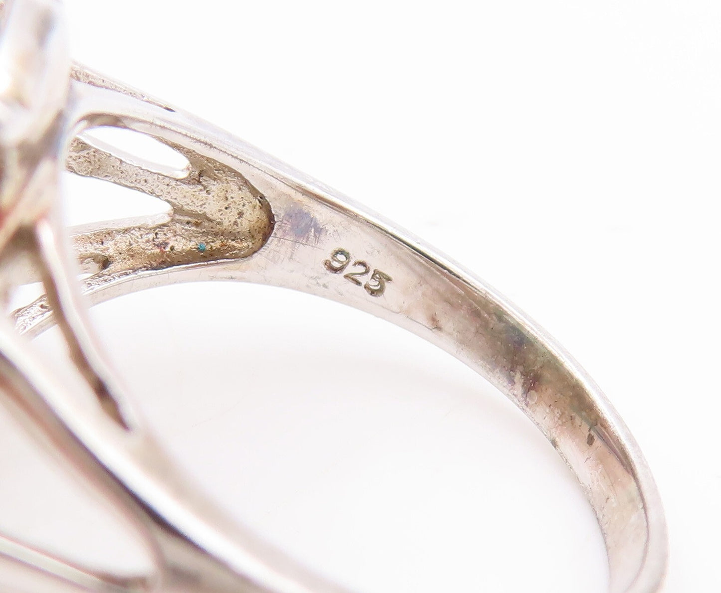 925 Sterling Silver Vintage Ring Large Oval Cut Gemstone & CZ  Sz 7.5  RG29187