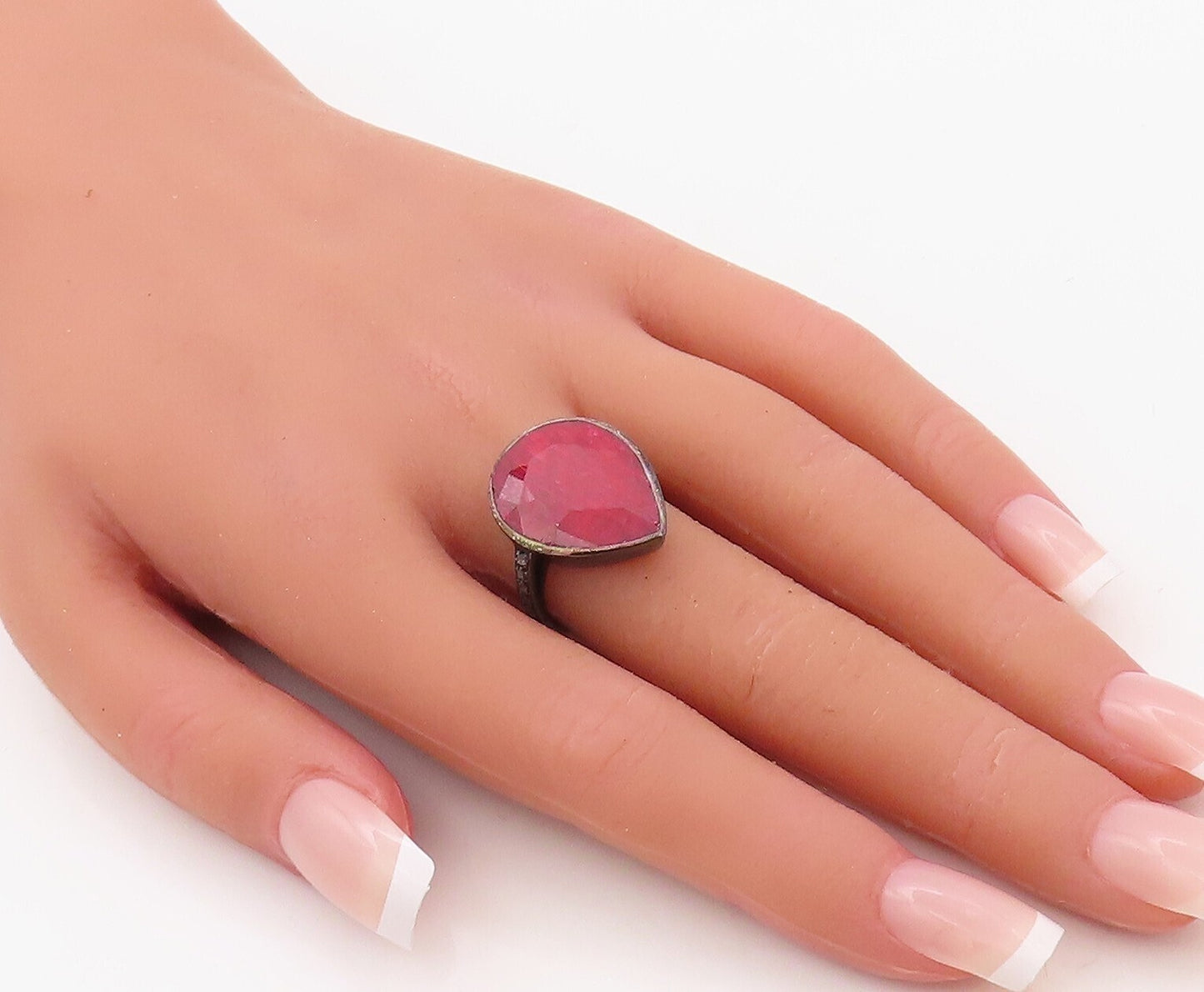 925 Sterling Silver Vintage Ring Diamonds Drop Cut Red Gemstone   Sz 8  RG30766