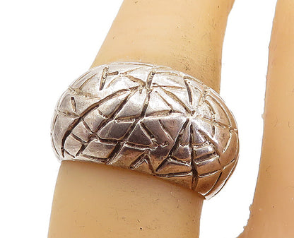925 Sterling Silver  Vintage Chiseled Design Dome Band Ring Sz 6.5  RG6000