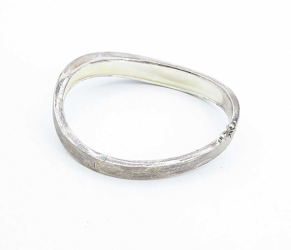 925 Sterling Silver  Vintage Dark Tone Smooth Hinge Bangle Bracelet  BT2838