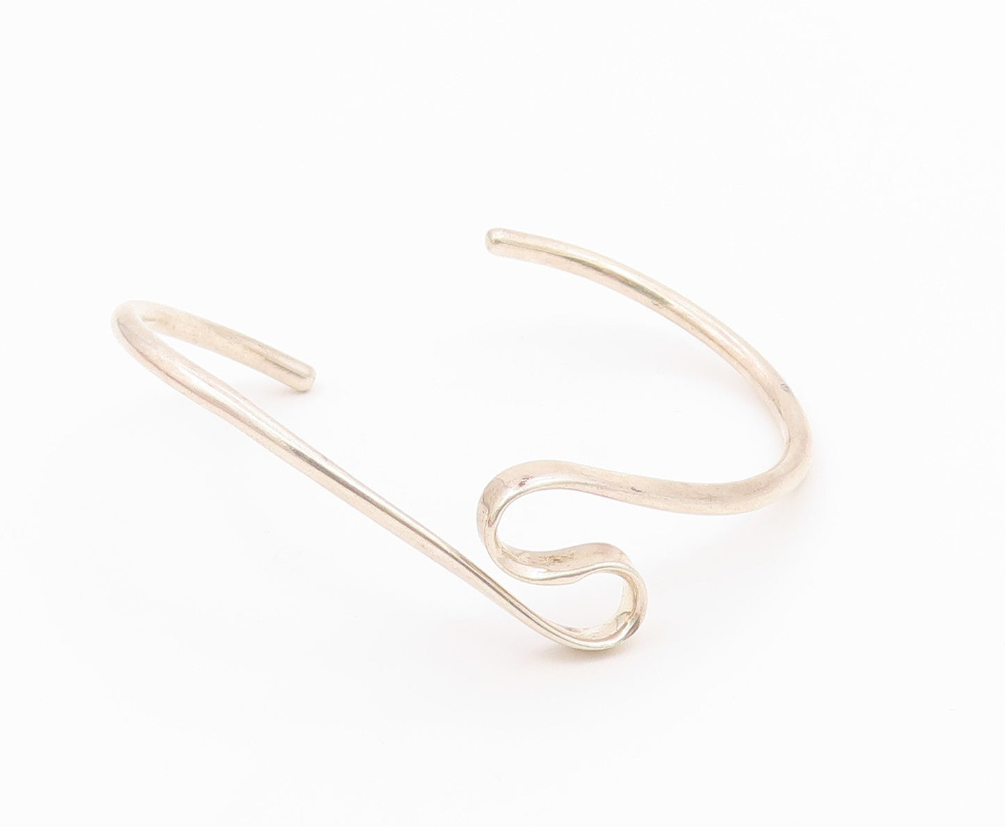 925 Sterling Silver  Vintage Shiny Swirled Detail Smooth Cuff Bracelet  BT9261