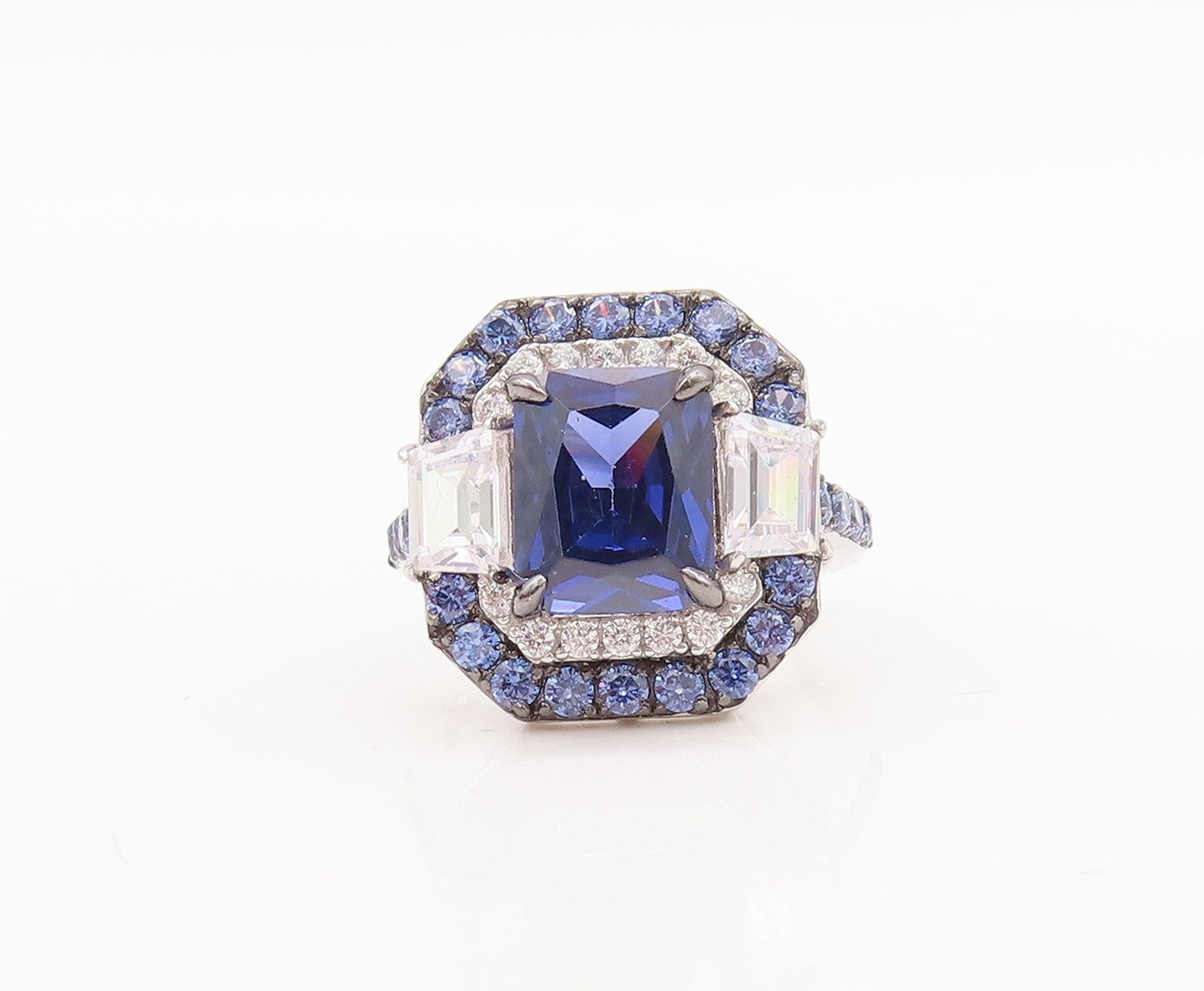 925 Sterling Silver Vintage Ring Rectangle Cut Blue White CZ Inlay Sz 7  RG29550