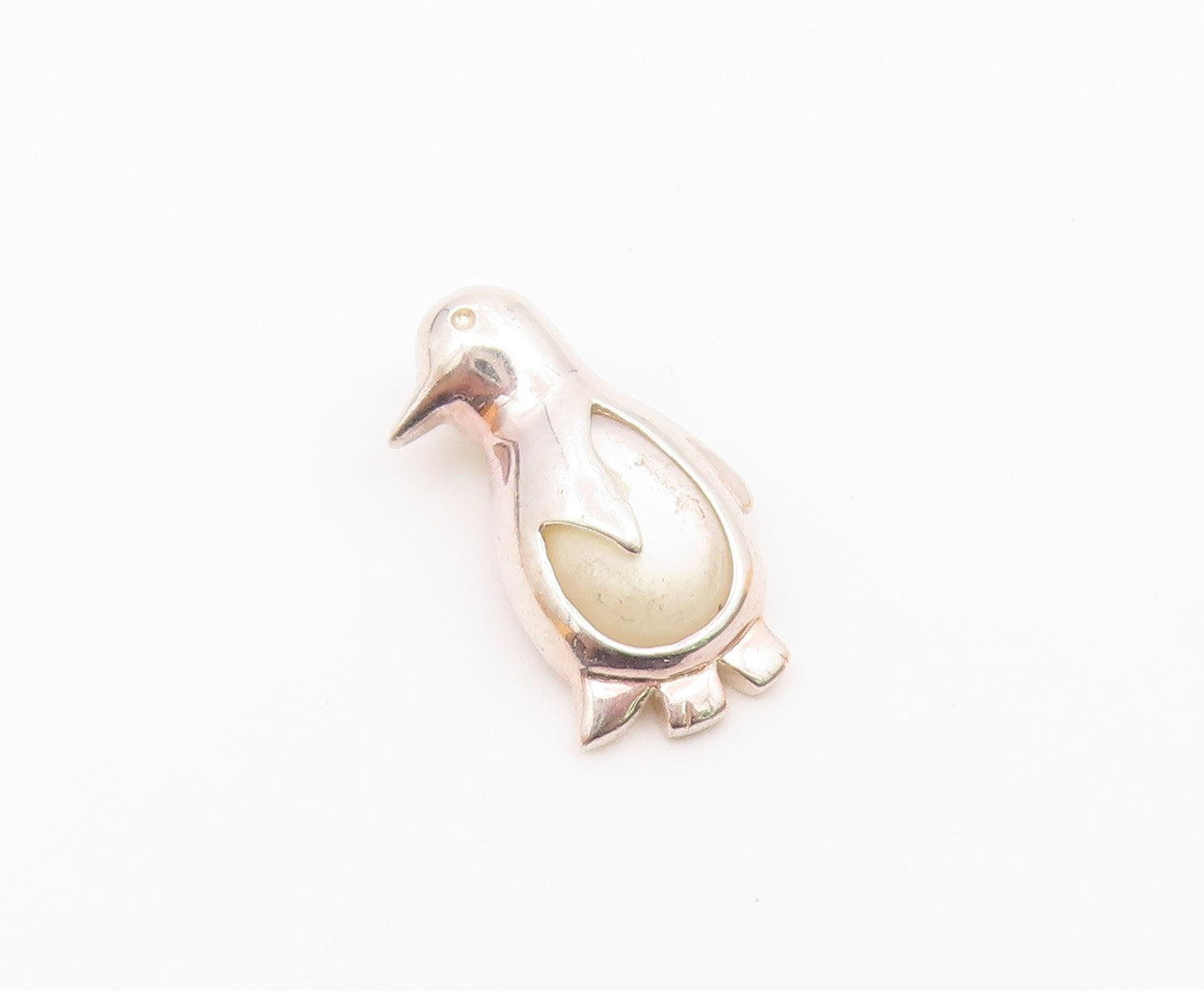 925 Sterling Silver  Vintage Mother Of Pearl Penguin Motif Pendant  PT17104