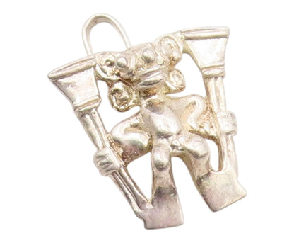 925 Sterling Silver  Vintage Shiny W Initial Creature Pendant  PT18941