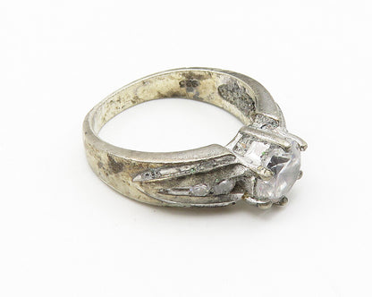 925 Sterling Silver  Vintage Cubic Zirconia Solitaire Accent Ring Sz 7 RG10347