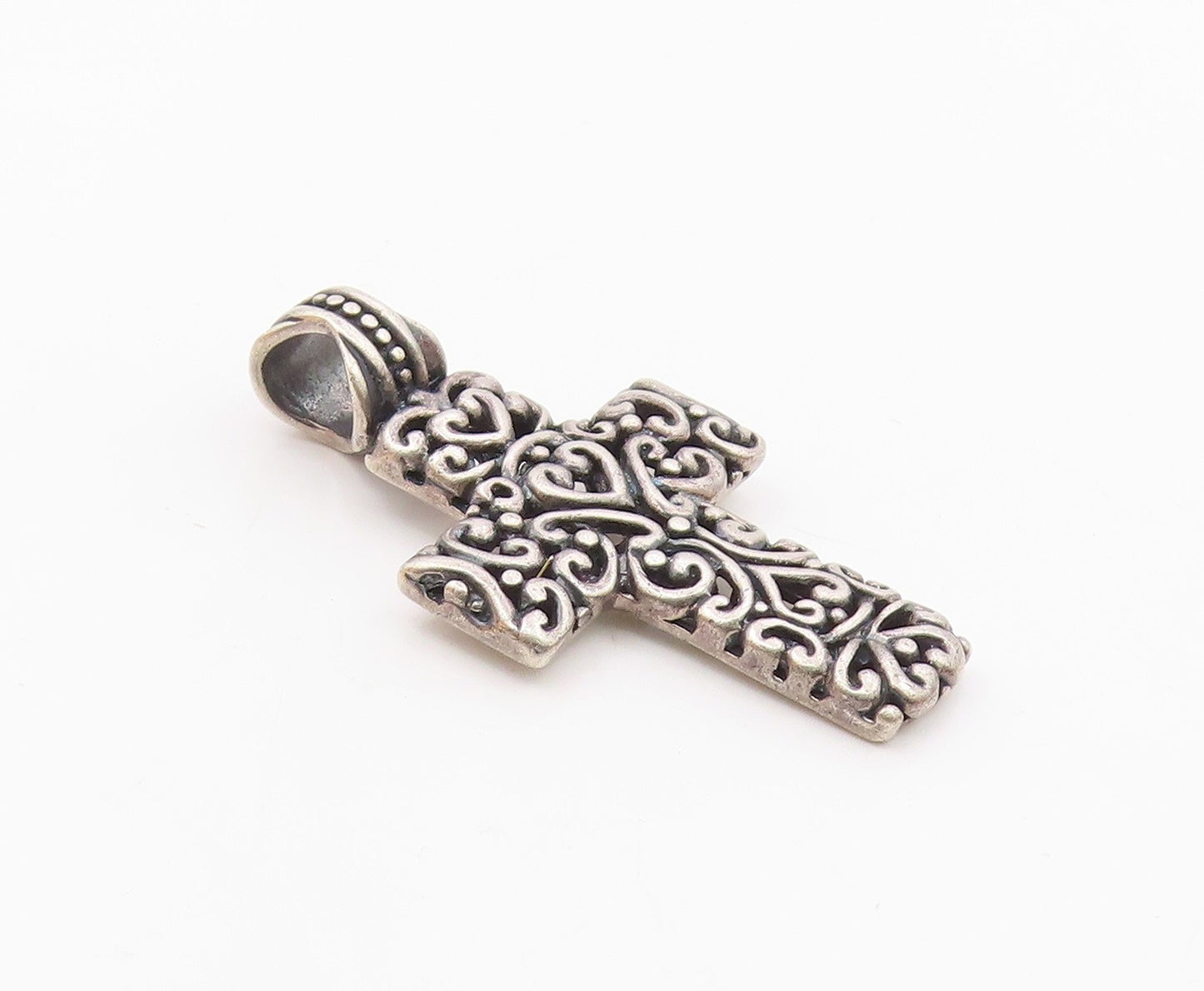925 Sterling Silver  Vintage Love Heart Scroll Detail Cross Pendant  PT20084