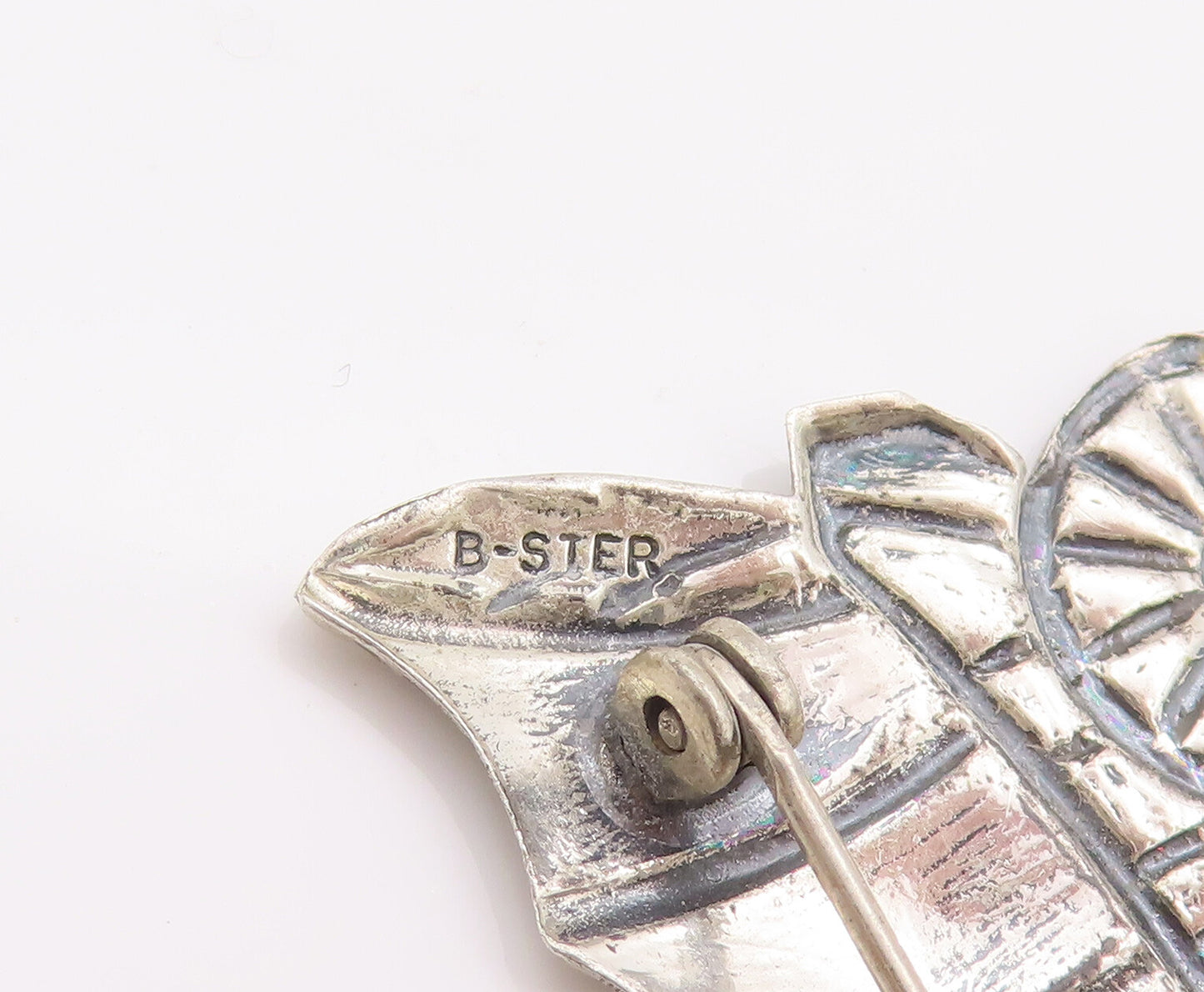 925 Sterling Silver Vintage Brooch Pin Carved Royal War Horse Drawn Cart BP10657