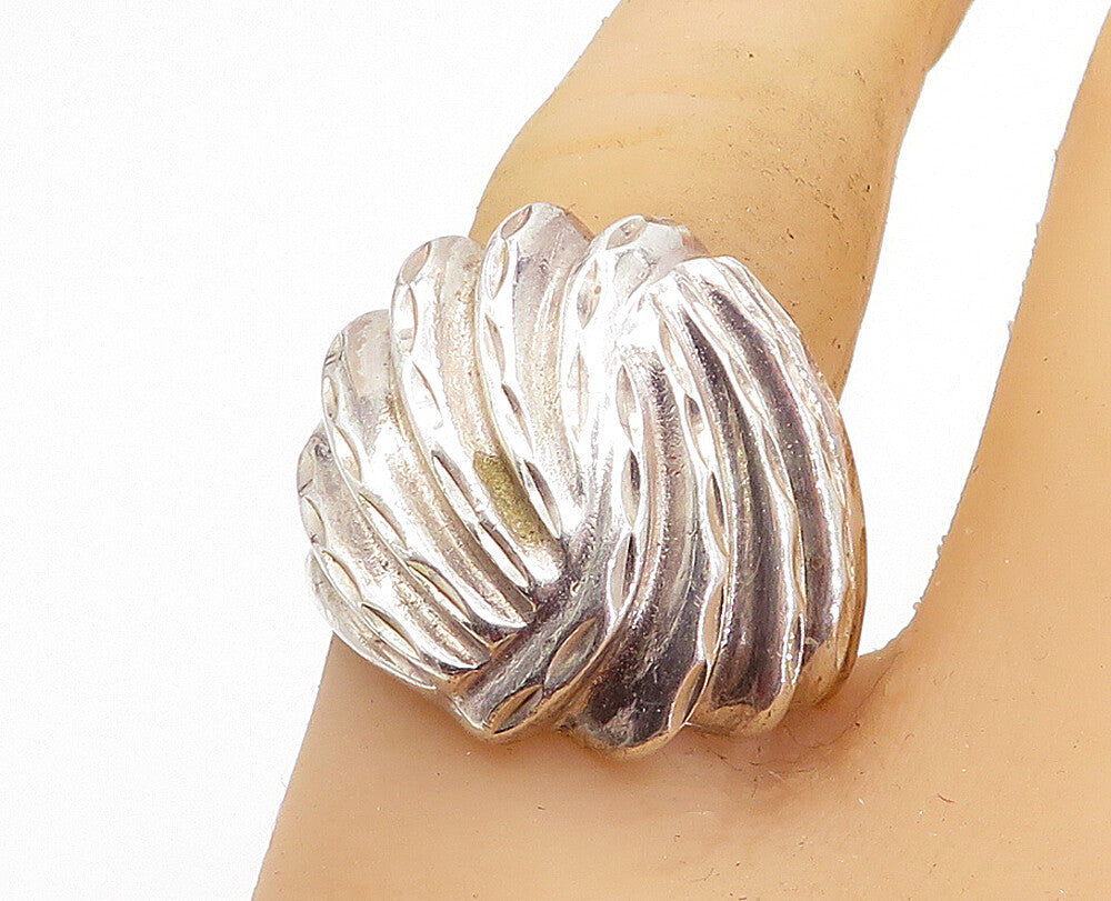 925 Sterling Silver  Vintage Modernist Shiny Etched Band Ring Sz 7.5  RG4746
