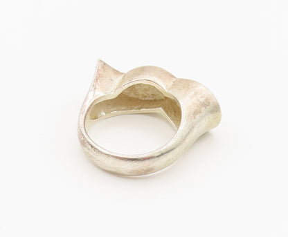 925 Sterling Silver  Vintage Modernist Infinity Knot Motif Ring Sz 9  RG26229