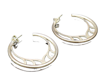 DESIGNER 925 Sterling Silver Vintage Flame Cutout Motif Hoop Earrings EG11822