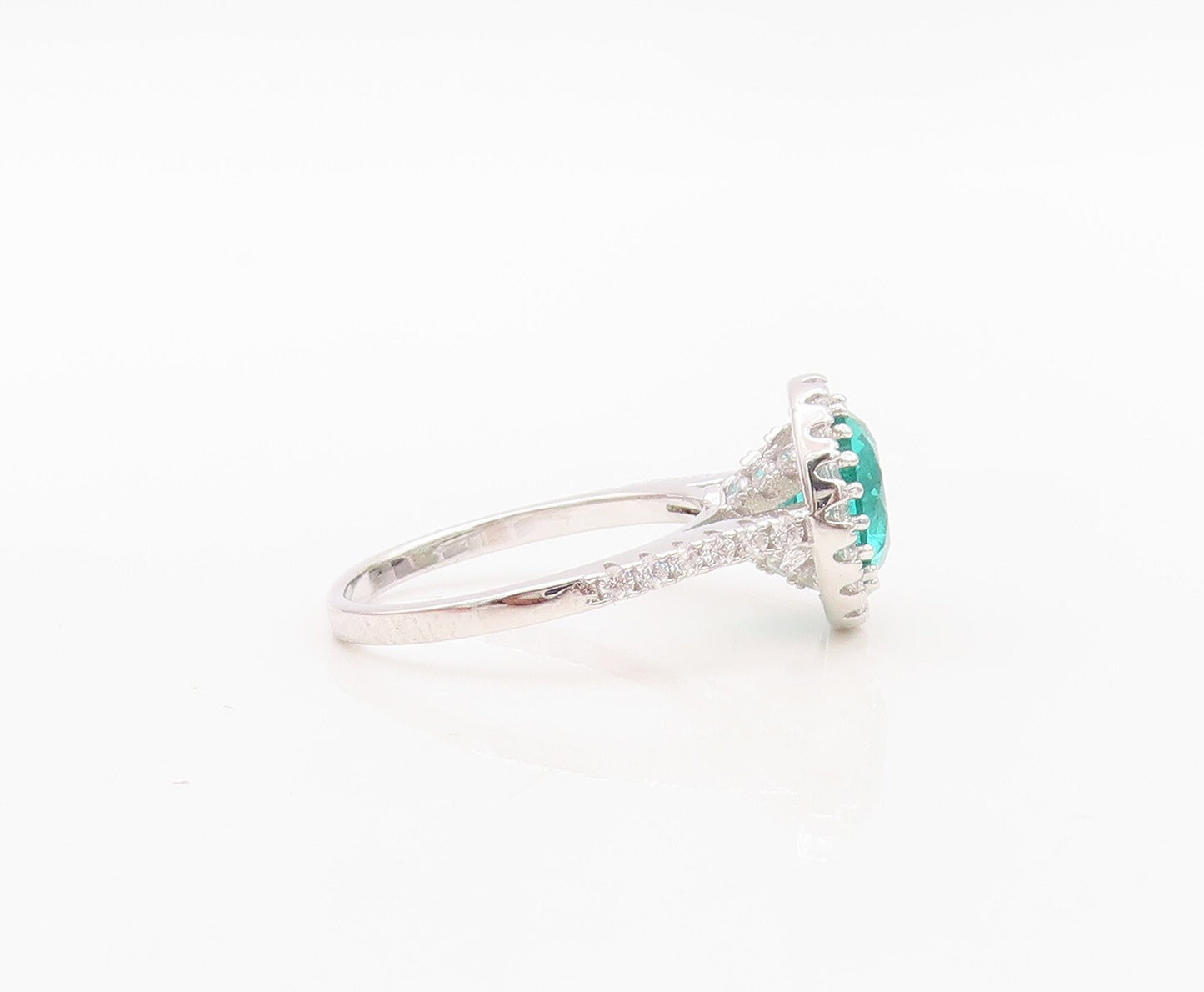 925 Sterling Silver Vintage Ring 2 Tone Round CZ Wedding Ring  Sz 6  RG30152
