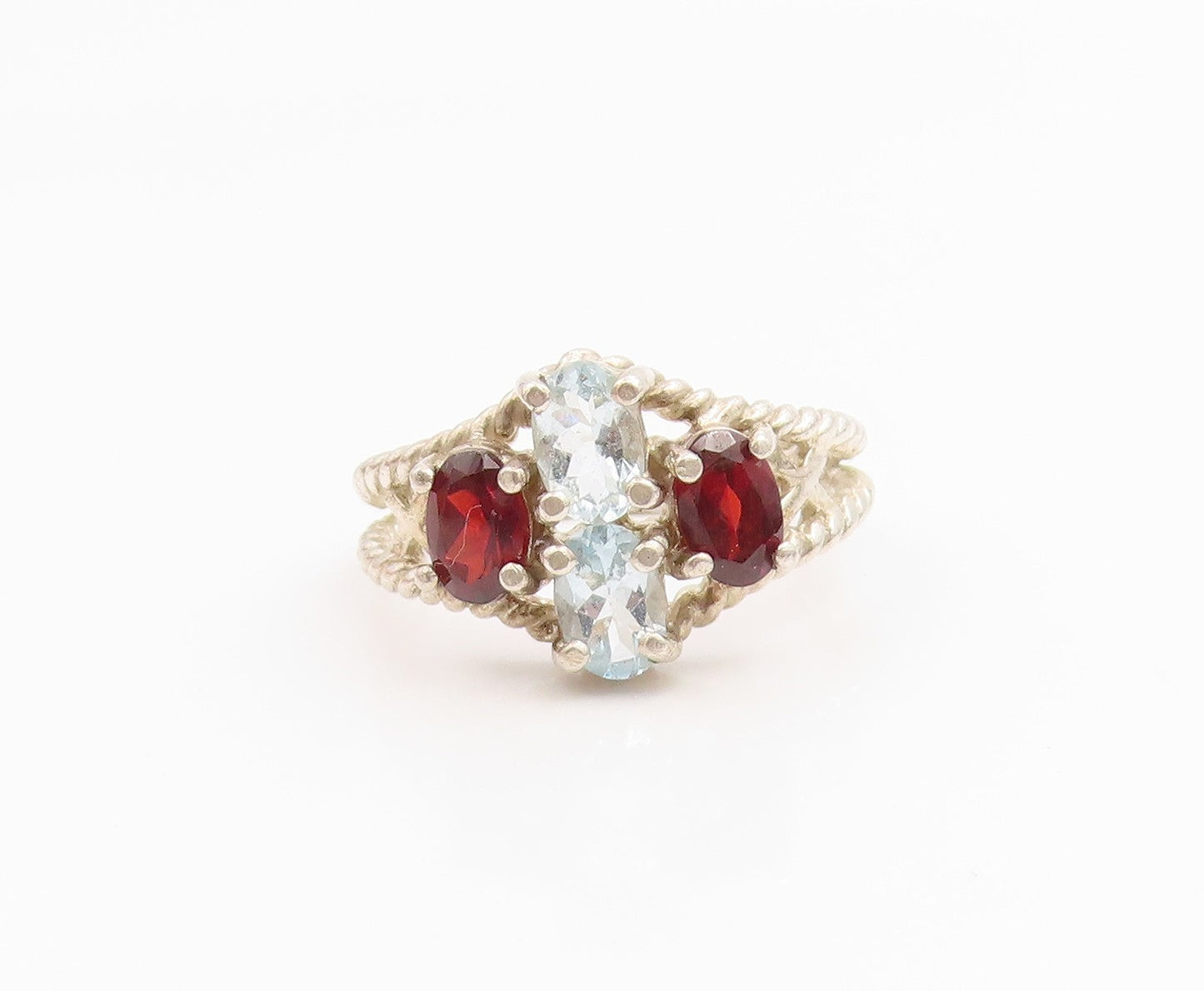925 Sterling Silver Vintage Ring Elegant Garnet & Blue Topaz Band Sz 5.5 RG35455