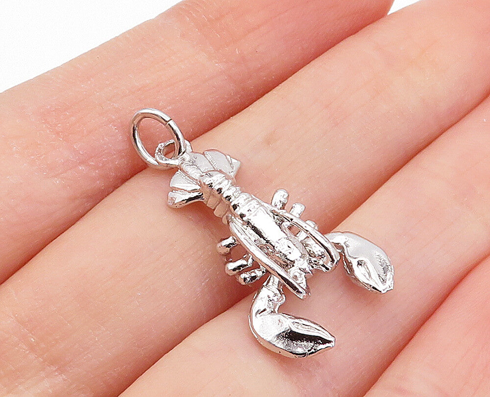 925 Sterling Silver Petite Polished Lobster Motif Pendant (MOVES) PT3884