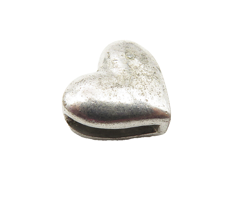 925 Sterling Silver  Vintage Genuine Diamond Accent Love Heart Pendant  PT8319