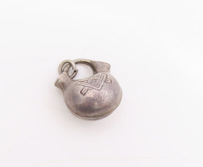 925 Sterling Silver Vintage Pendant Etched Wedding Vase Pottery Charm  PT25374