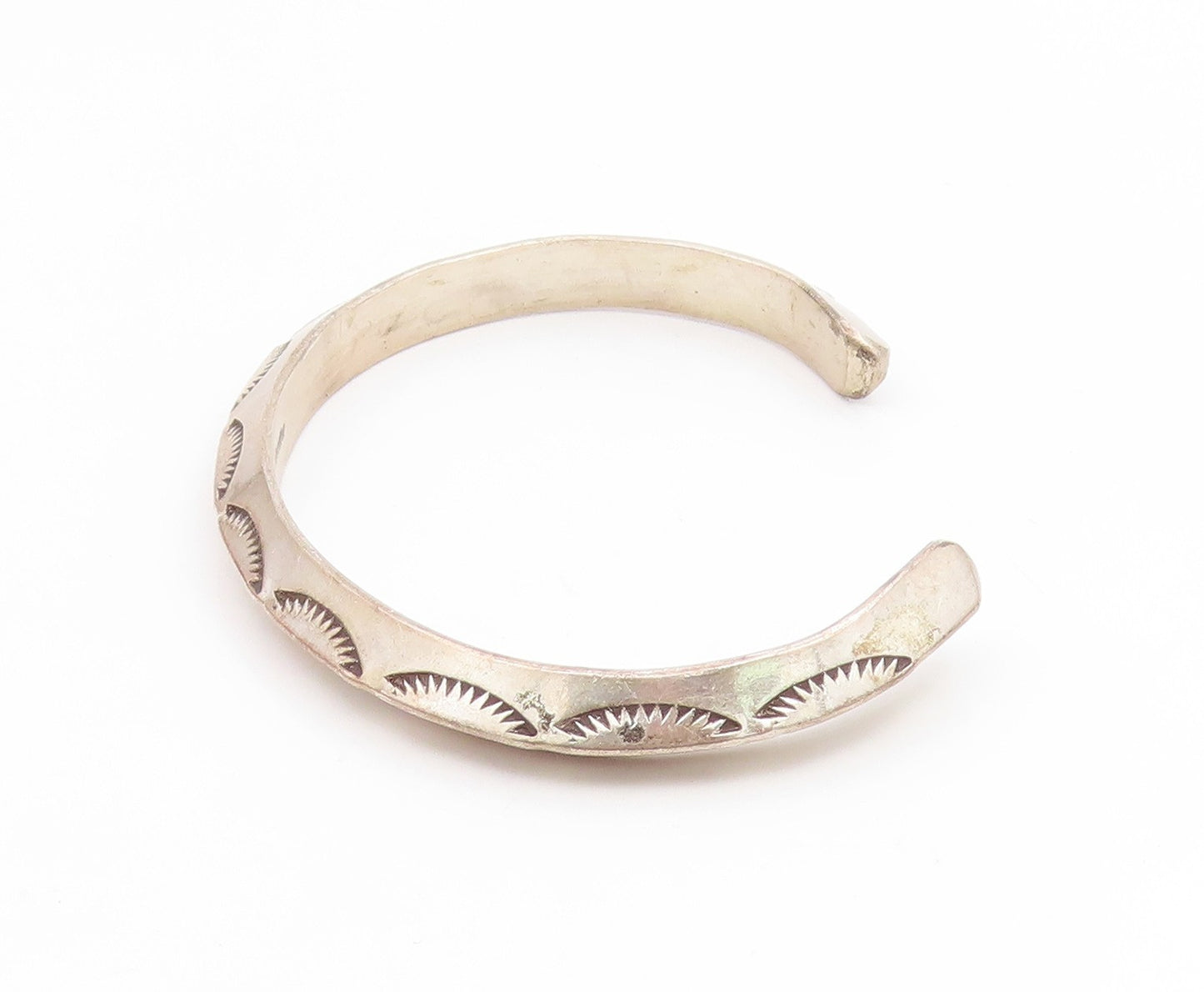 925 Sterling Silver Vintage Bracelet NAVAJO Etched Sunrise Wave Cuff  BT11911