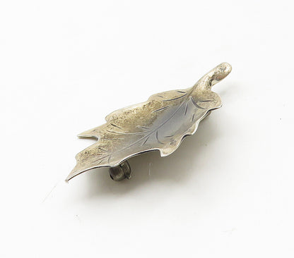 STUART NYE 925 Sterling Silver   Vintage Etched Autumn Leaf Brooch Pin  BP6623