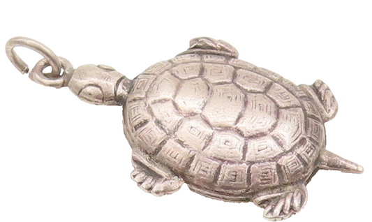 925 Sterling Silver Vintage Pendant Minimalist Carved Walking Tortoise  PT22769