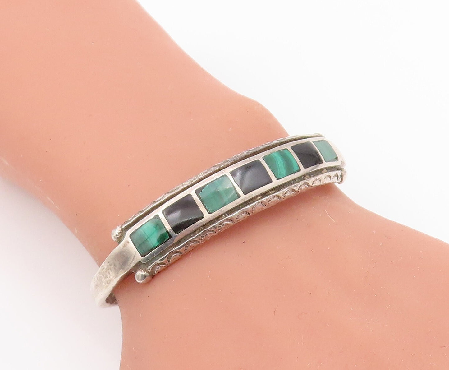 925 Sterling Silver Vintage Bracelet NAVAJO ZUNI Square Gemstone Inlay  BT10989