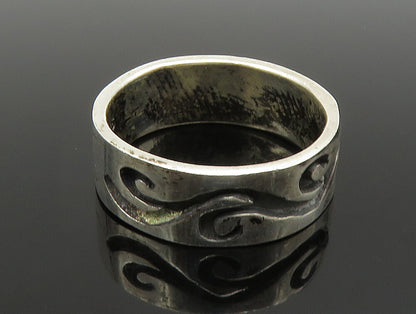 925 Sterling Silver  Vintage Engraved Wave Swirl Band Ring Sz 7.5  RG24412