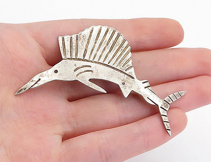MEXICO 925 Sterling Silver  Vintage Etched Detail Swordfish Brooch Pin  BP1819