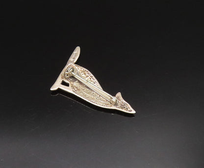 925 Sterling Silver  Vintage Dotted Howling Wolf Dog Brooch Pin  BP9694