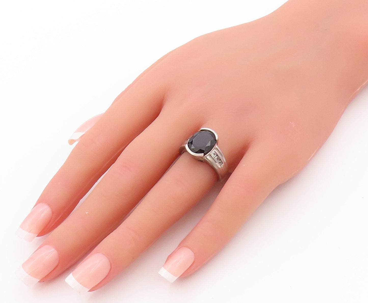 925 Sterling Silver Vintage Ring Minimalist Oval Onyx Round CZ  Sz 7  RG32332